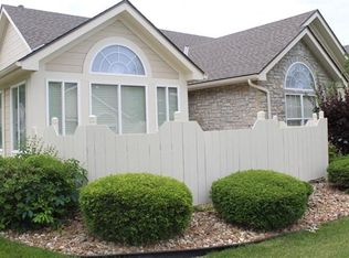 842 NE Devon Dr #31-D, Lees Summit, MO 64064