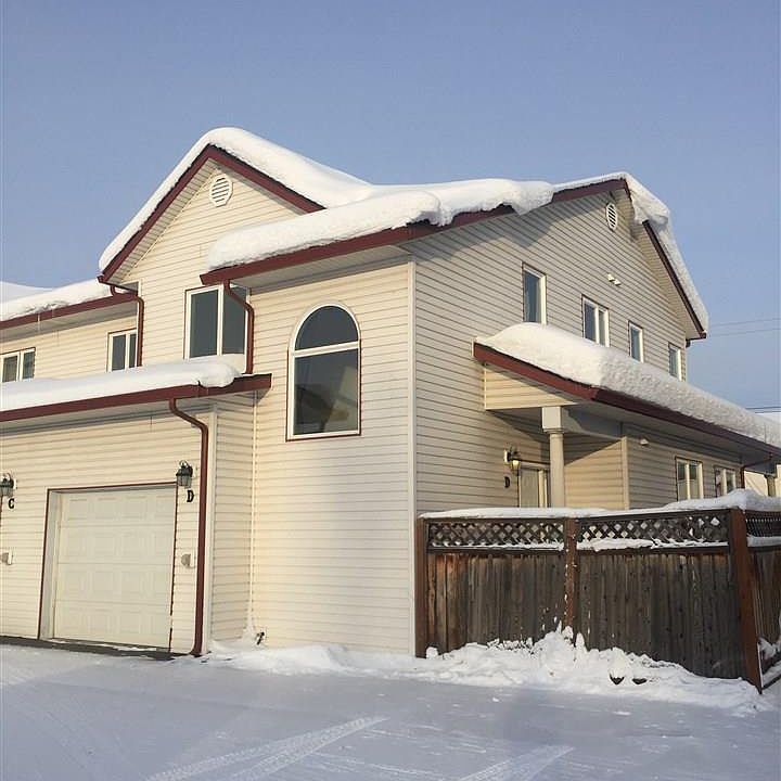 1st image of 1524 28th Ave