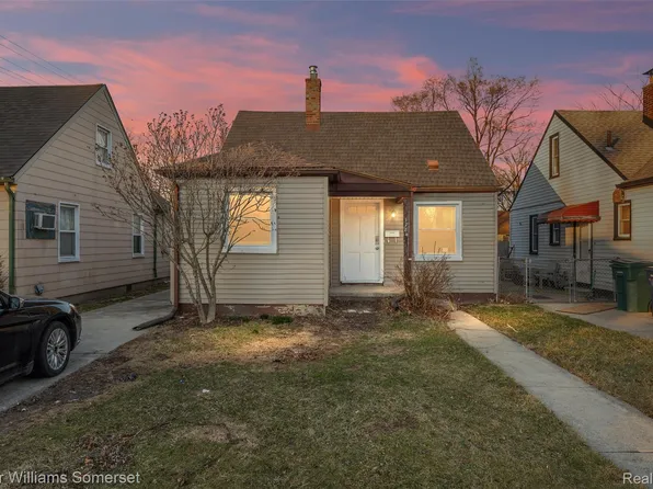 1784 College Ave, Lincoln Park, MI 48146