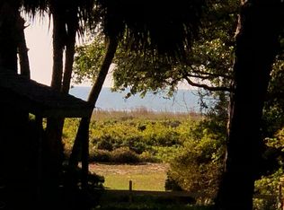 15 Barnacle Rd, Hilton Head Island, SC 29928