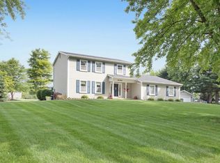 9790 Daisy Ln, Dexter, MI 48130