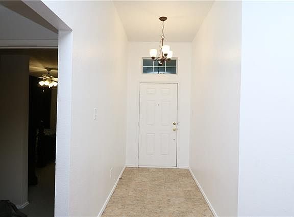 5th image of 121 Havenwood Ln