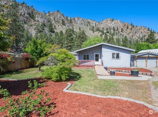 14962 Golden Delicious St, Entiat, WA 98822