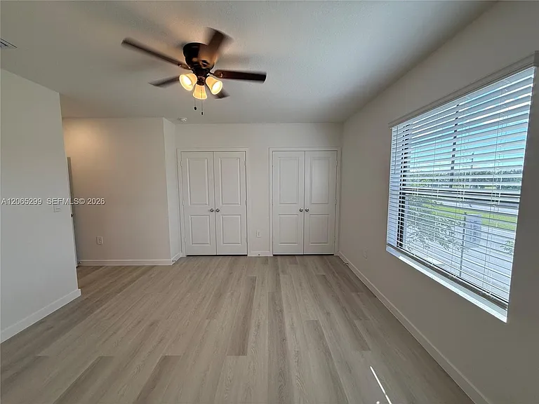 540 NE 1st Dr #0 — Photo 12