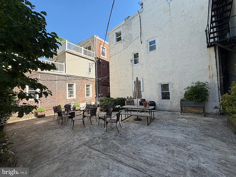1504 Mount Vernon St #1 — Photo 10