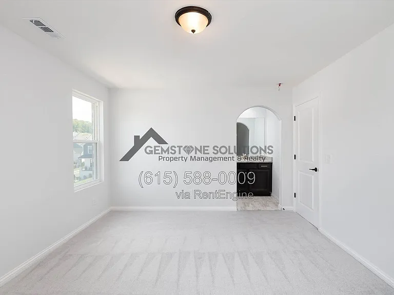 631 Silva Ln — Photo 44