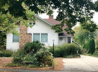 184 S Chandler Ave, Elmhurst, IL 60126