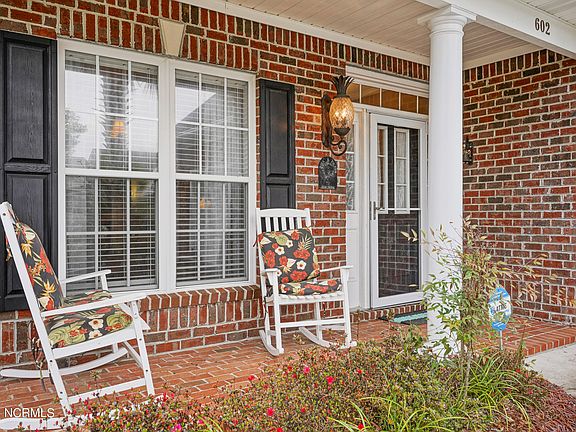 4th image of 602 Creekway Circle SE