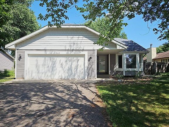 2nd image of 10928 Rhode Island Cir N
