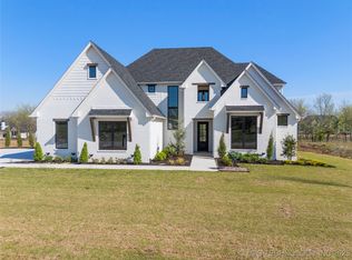 17823 E White Tail Cv, Owasso, OK 74055