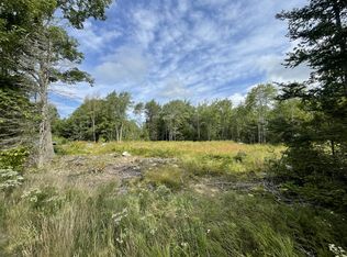 135 Hinckley Ridge Rd, Blue Hill, ME 04614