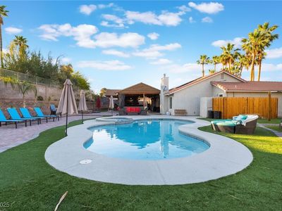 3099 Palmdesert Way, Las Vegas, NV, 89120