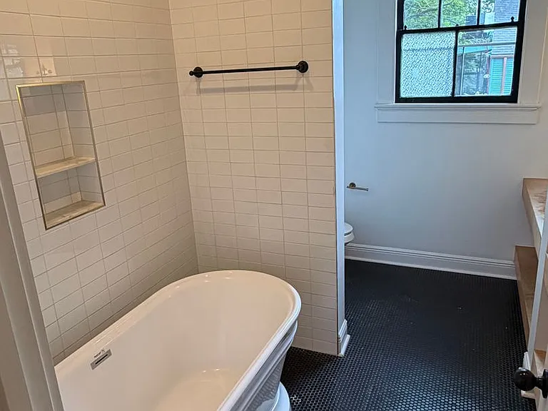 1233 Poland Ave — Photo 12