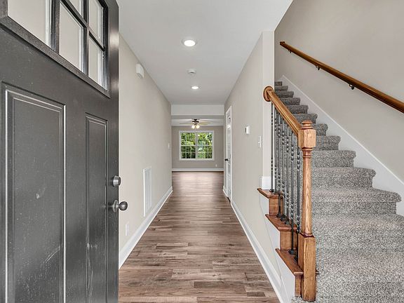 3rd image of 1044 Dublin Dr Lot 40