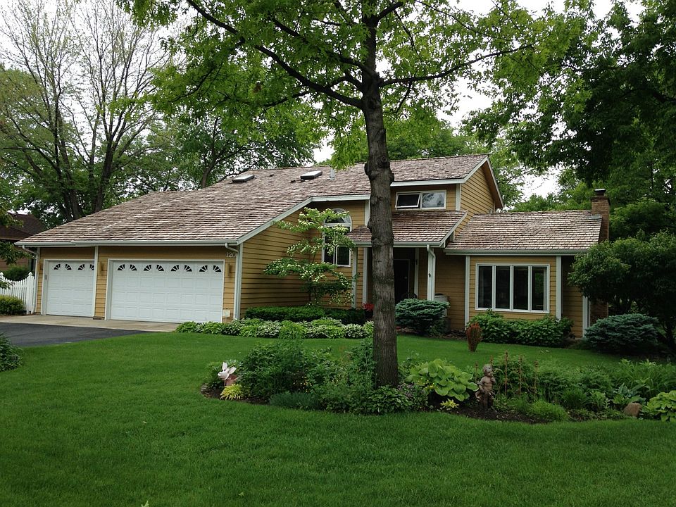 1st image of 120 Krestwood Dr
