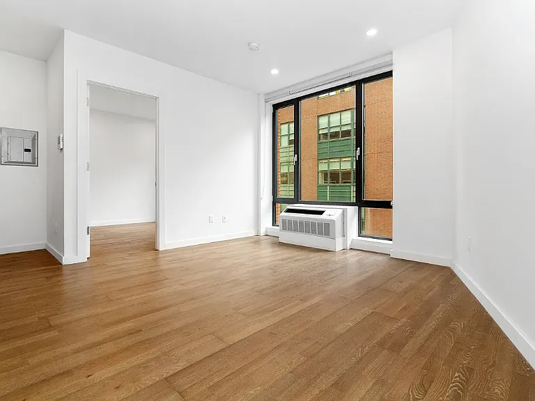 41-32 27th St #5A — Photo 5