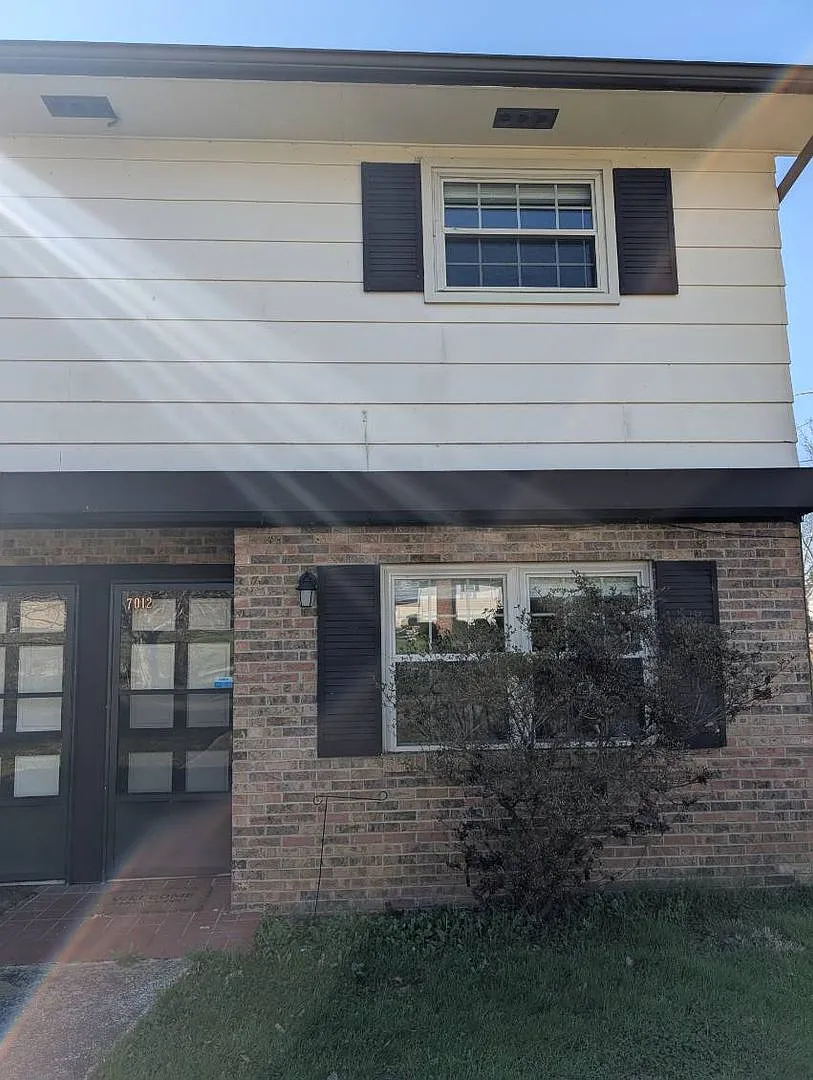 Building Photo - 7012 Regency Rd