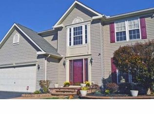 42 Phoebe Farms Ln, New Castle, DE 19720