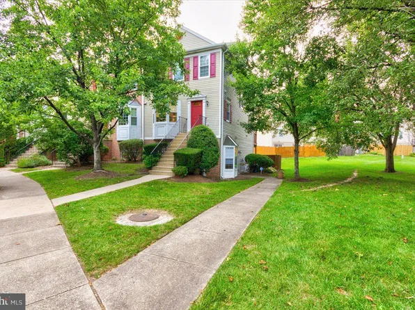 1988 Pawlet Dr #25A, Crofton, MD 21114