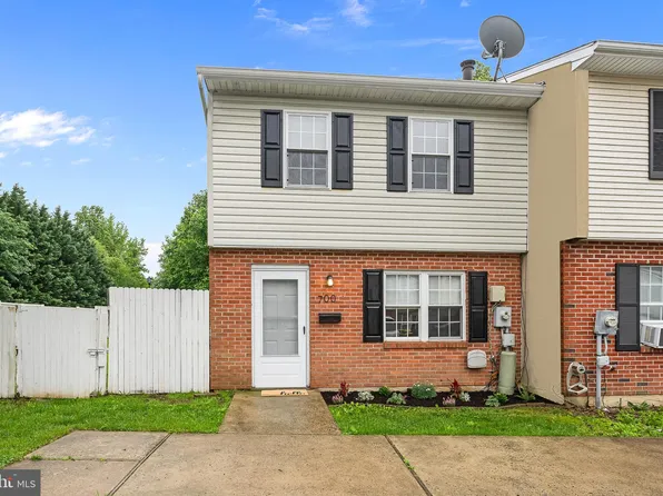 700 Kilgor Ct, Newark, DE 19702