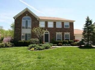 691 Triplelake Dr, Crescent Springs, KY 41017