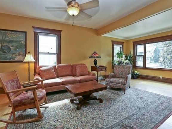 Open main level layout