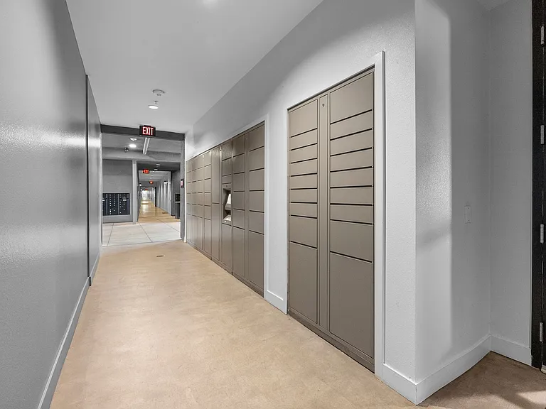 Mission Lofts — Photo 19