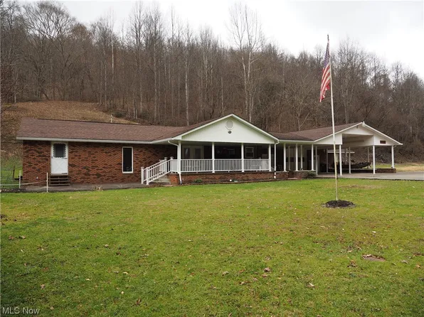 463 Chapel Rd, Gassaway, WV 26624