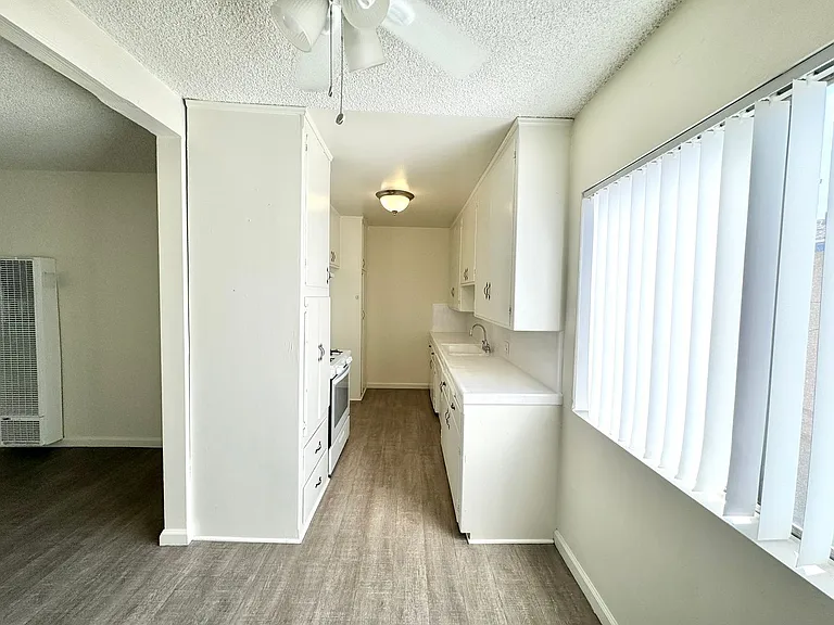 GD T 13987 Foothill Blvd. — Photo 5