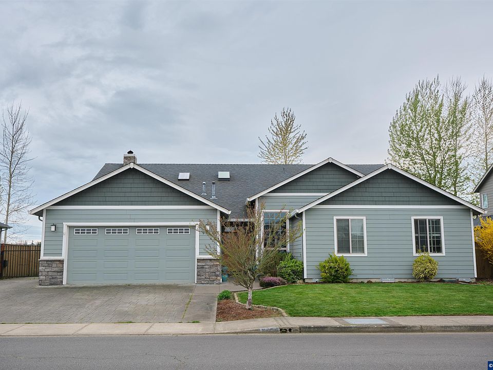 1st image of 9754 Willamette St