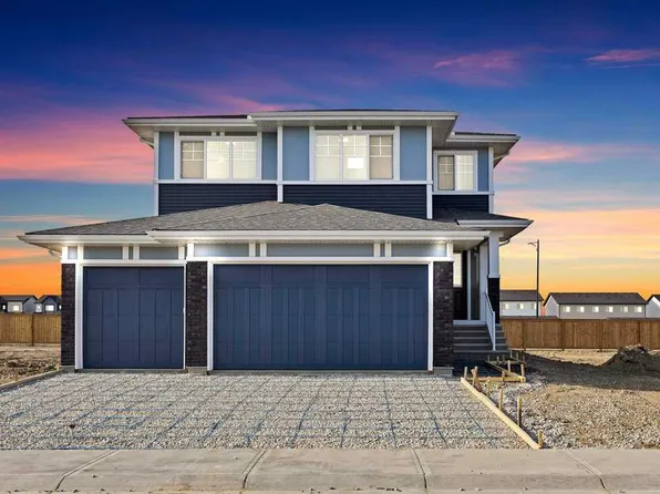846 S Chelsea Vlg S, Chestermere, AB T1X 2V5