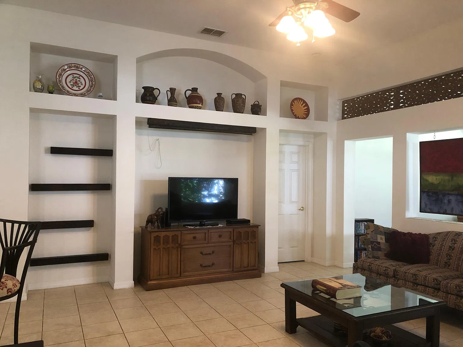 3 bed, 1840 sqft, $3,000 — Photo 2