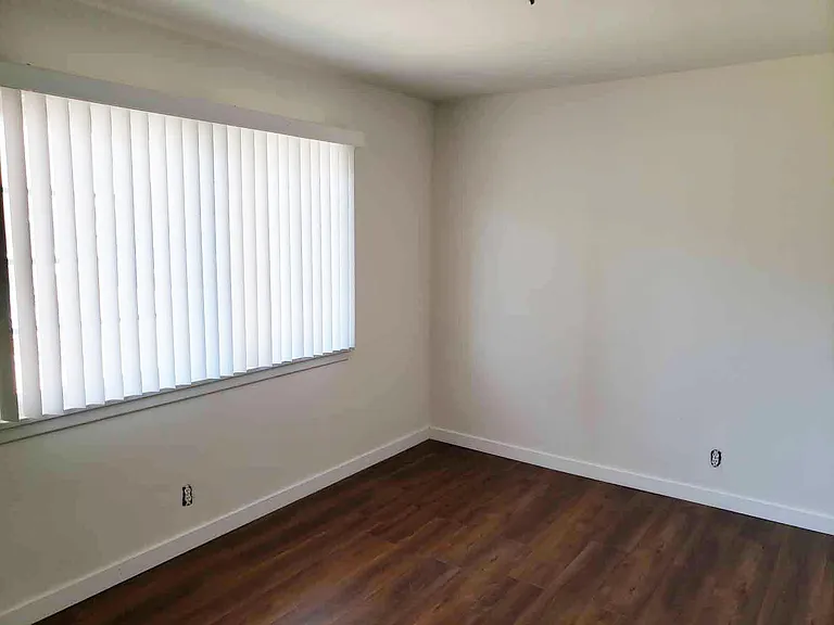 424 W Imperial Ave #C — Photo 7