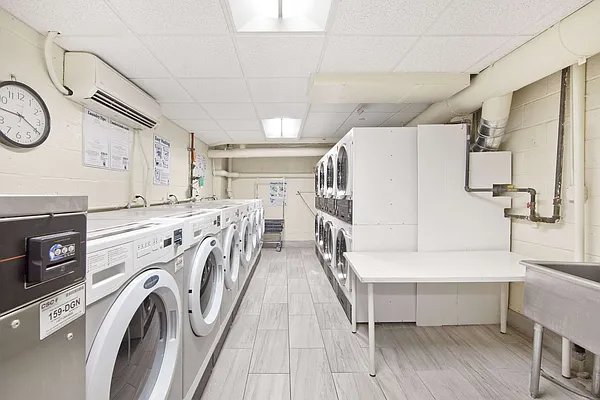 Rented by Bold Marketing | media 13