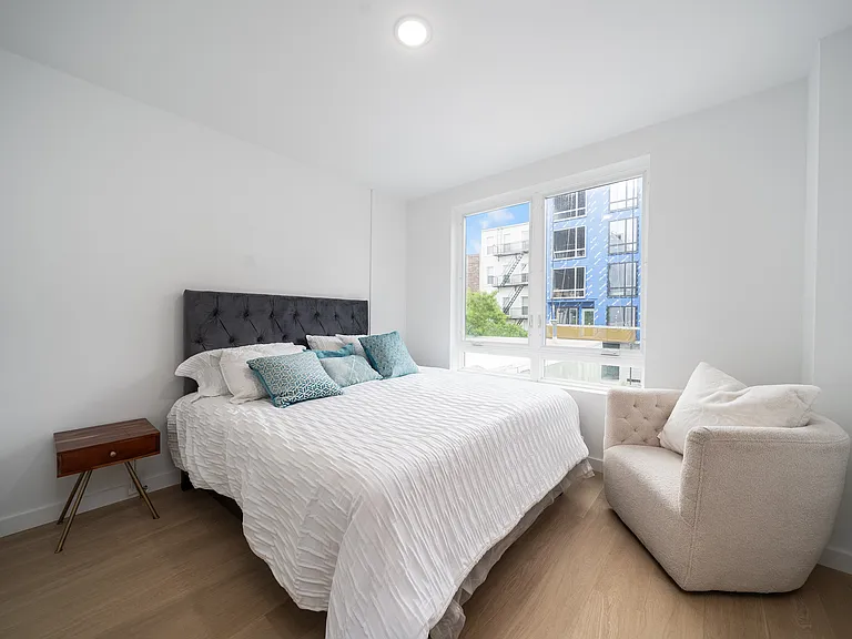 417 Jackson St #3 — Photo 16