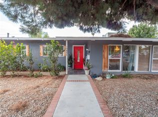 19446 Hatton St, Reseda, CA 91335