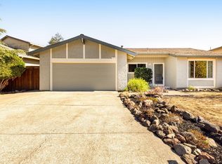 117 Firethorn Dr, Rohnert Park, CA 94928