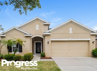 715 Fern Leaf Dr, Ruskin, FL 33570
