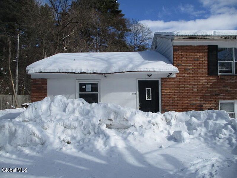 3rd image of 11 Parkview Avenue