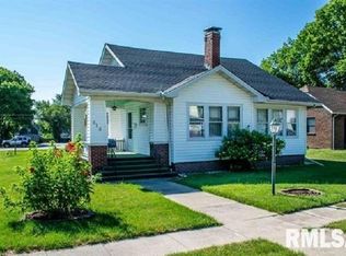 818 N 5th St, Chillicothe, IL 61523