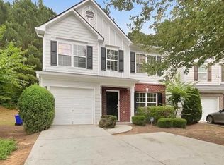9425 Lakeview Rd, Union City, GA 30291