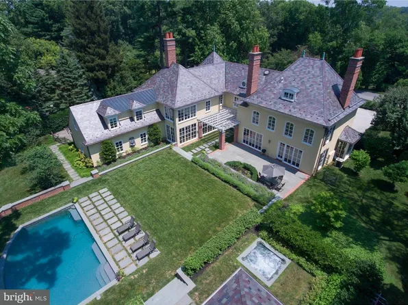 1122 Brynllawn Rd, Villanova, PA 19085