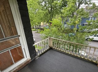 114 Crescent Ave APT 4, Buffalo, NY 14214