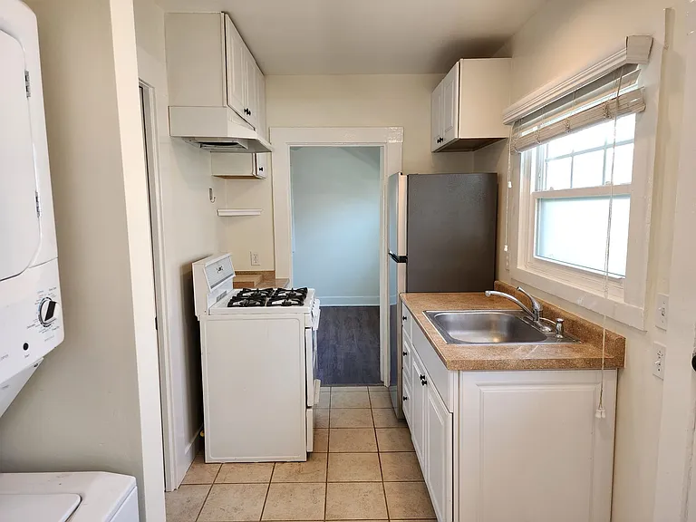 276 C Ave — Photo 6