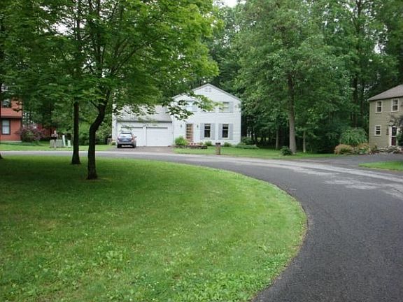 3rd image of 3058 Amberlea Ln