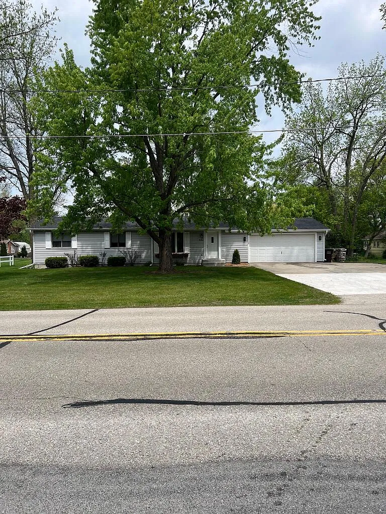 W1008 Pell Lake DRIVE photo 1