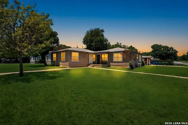 1503 Donaldson Ave — Photo 1