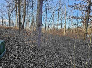 N Oak Ln, Hale, MI 48739