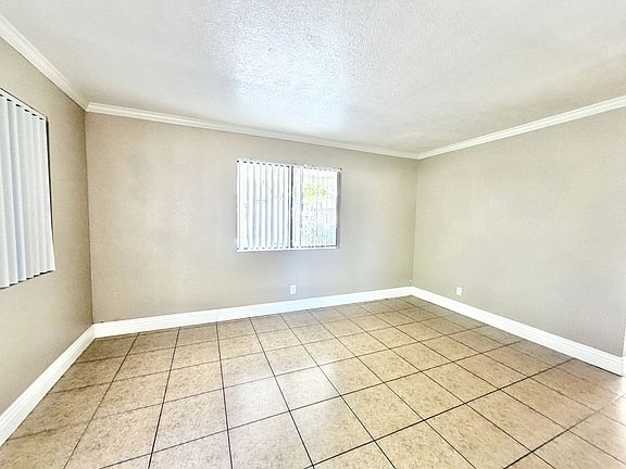 5th image of 32945 Cielo Vista Rd APT B
