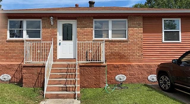 1st image of 2116 Highland Dr